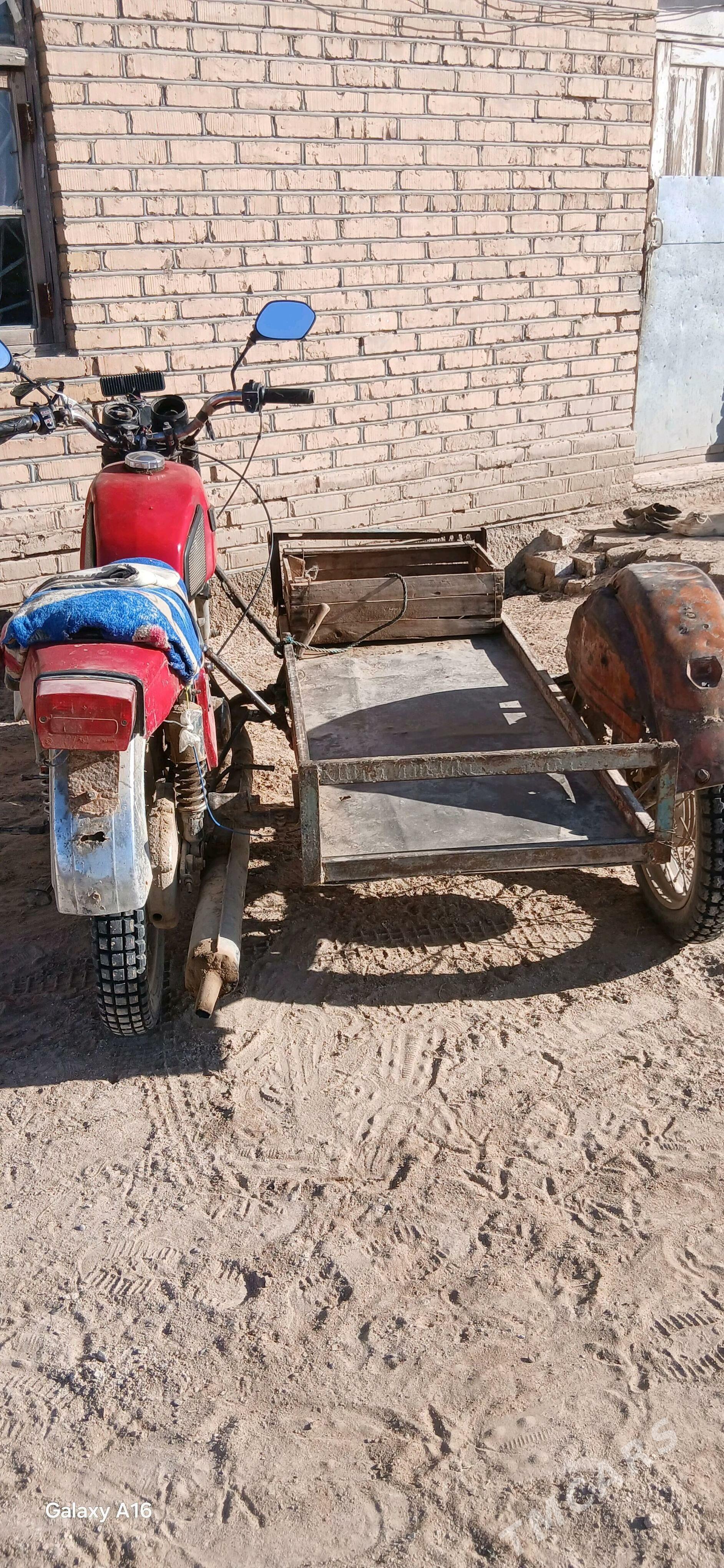 Iž Planeta 5 2012 - 5 800 TMT - Каракумский этрап - img 1