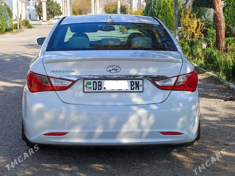 Hyundai Sonata 2012 - 159 000 TMT - Балканабат - img 2