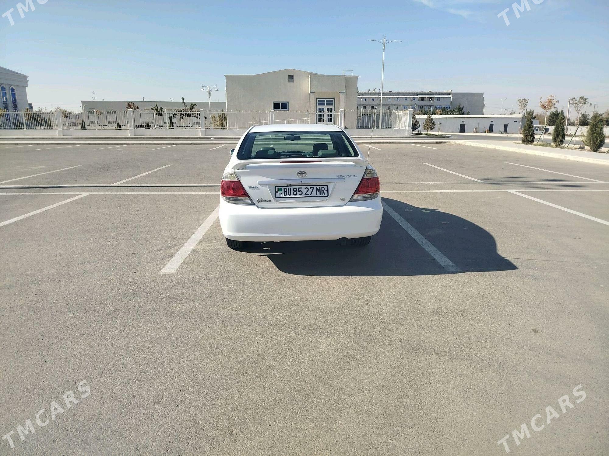 Toyota Camry 2004 - 185 000 TMT - Байрамали - img 3