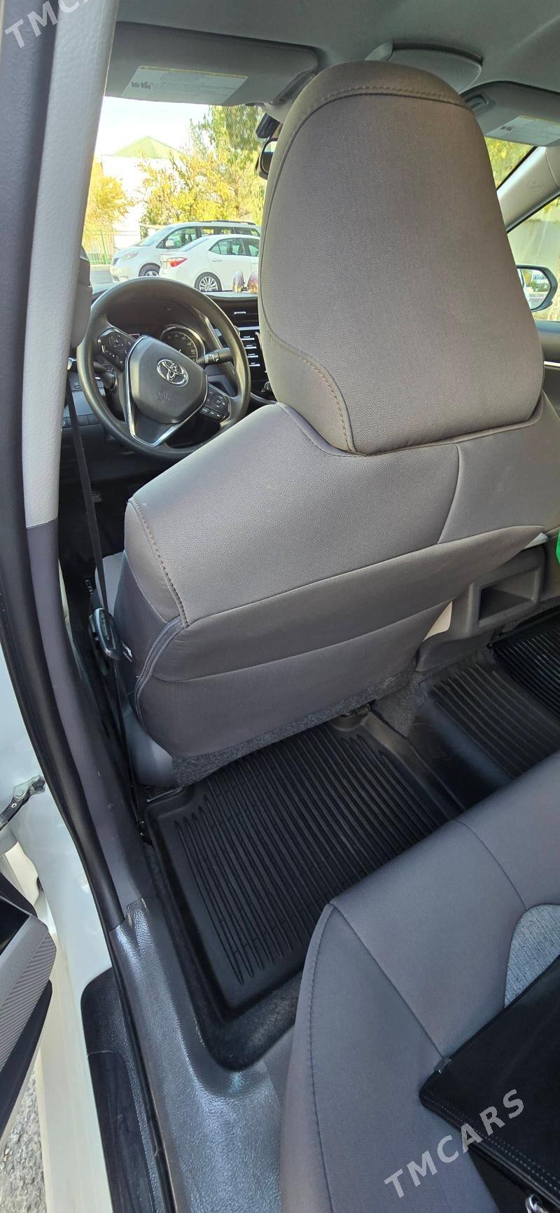 Toyota Camry 2020 - 325 000 TMT - 4 мкр - img 6