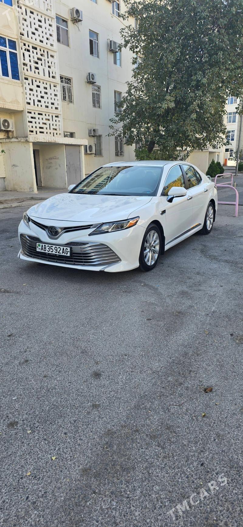 Toyota Camry 2020 - 325 000 TMT - 4 мкр - img 3