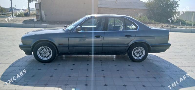 BMW 525 1992 - 40 000 TMT - Мургап - img 2