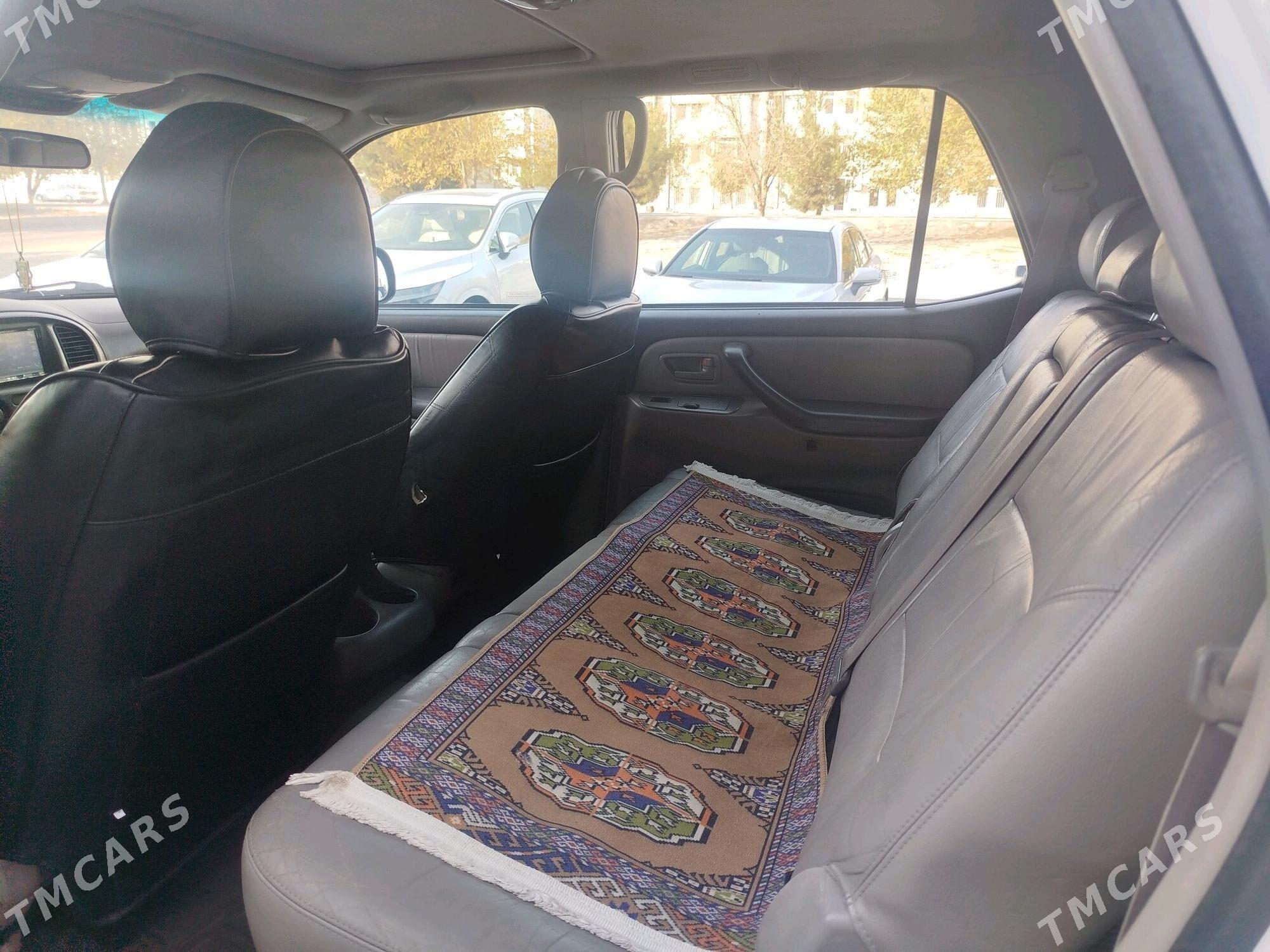 Toyota Sequoia 2002 - 360 000 TMT - Туркменабат - img 5