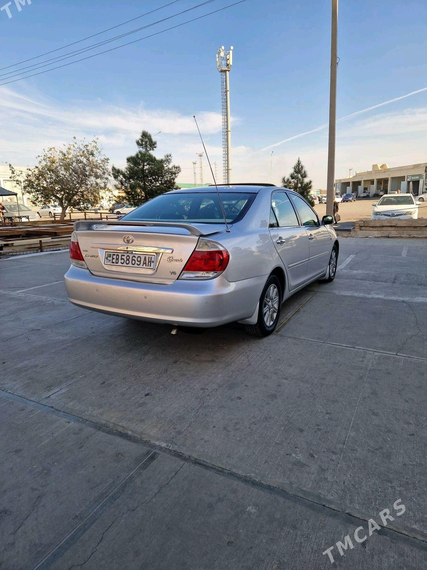 Toyota Camry 2002 - 235 000 TMT - Мары - img 5