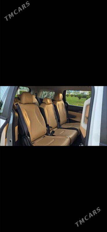 Kia Carnival 2023 - 580 000 TMT - Aşgabat - img 5