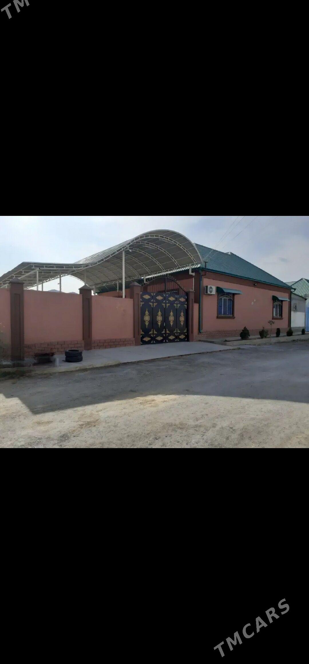 Eyesinden Bagyr mirewe - Aşgabat - img 1