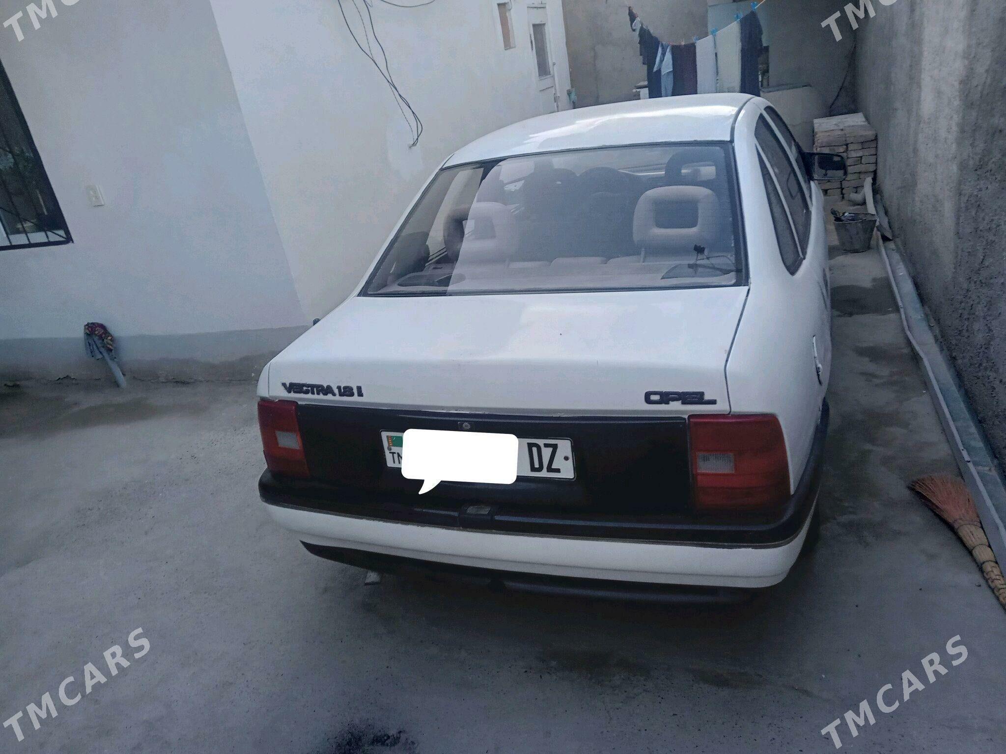 Opel Vectra 1990 - 26 000 TMT - Boldumsaz - img 1