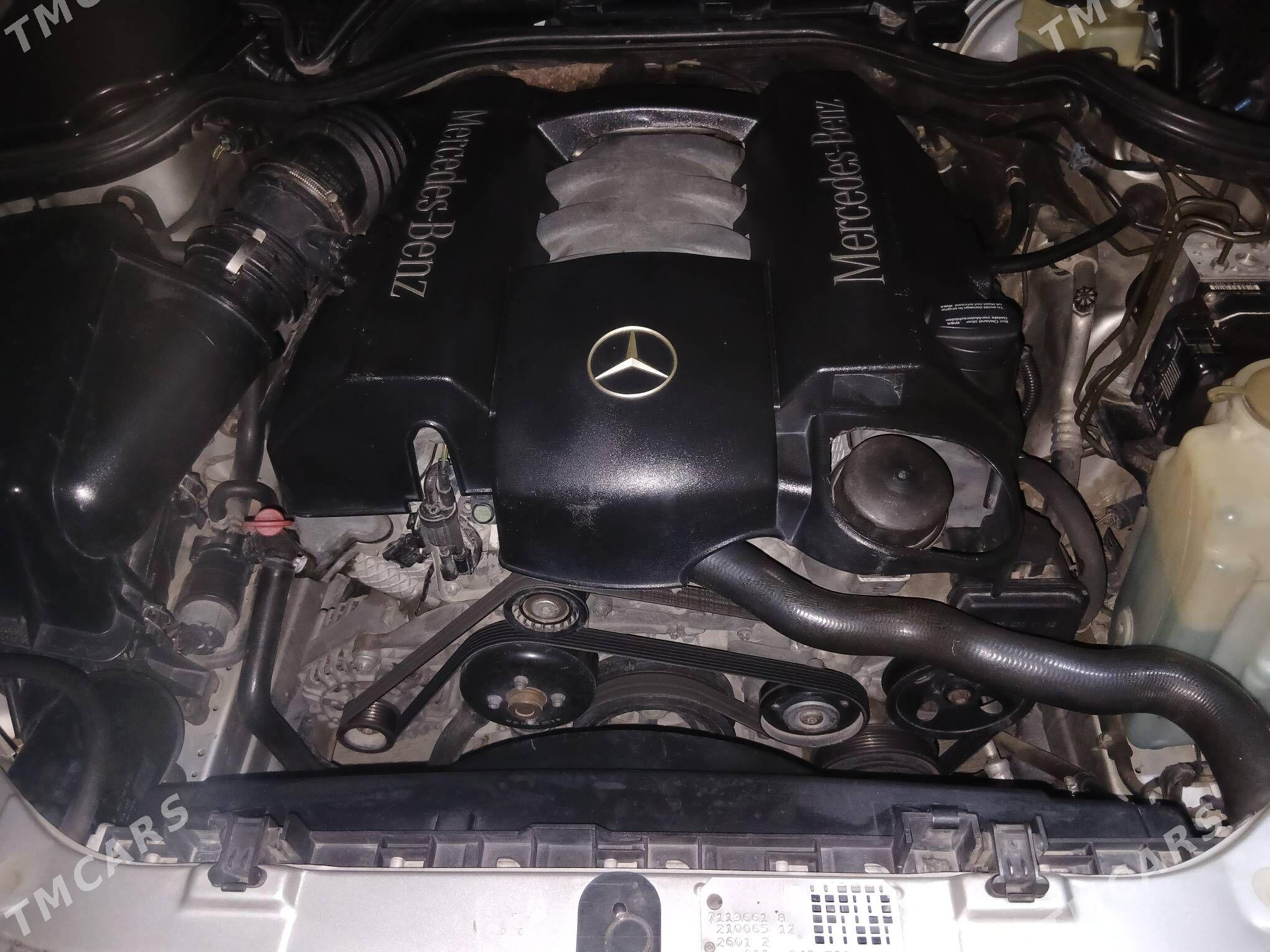 Mercedes-Benz E320 2001 - 170 000 TMT - Türkmenbaşy - img 6