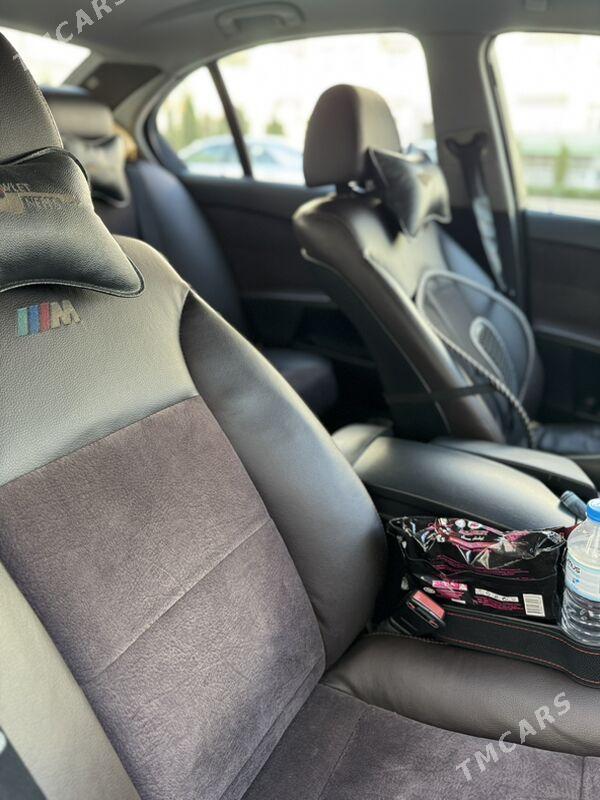 BMW E60 2004 - 151 000 TMT - Мары - img 3