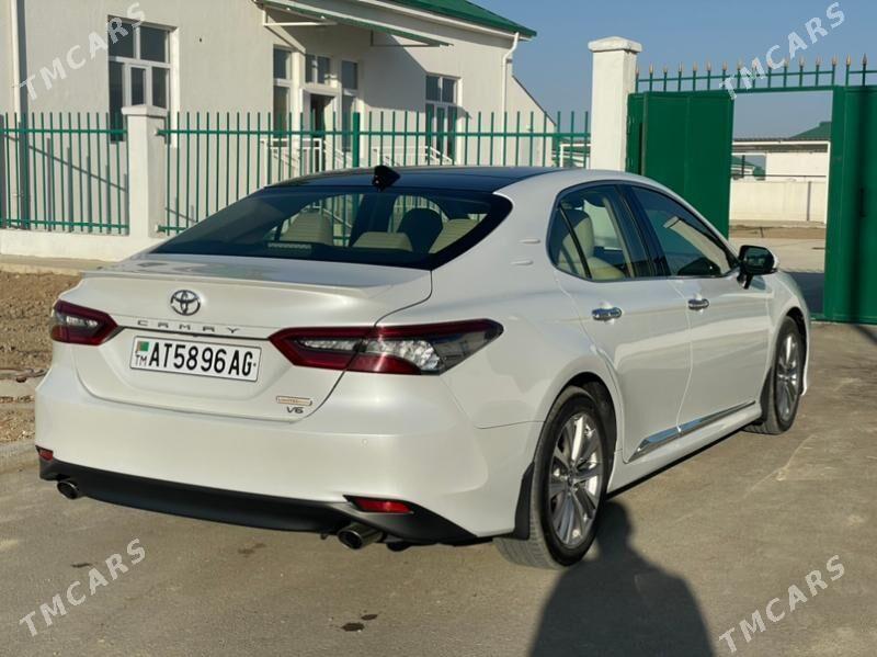 Toyota Camry 2021 - 568 500 TMT - Aşgabat - img 3
