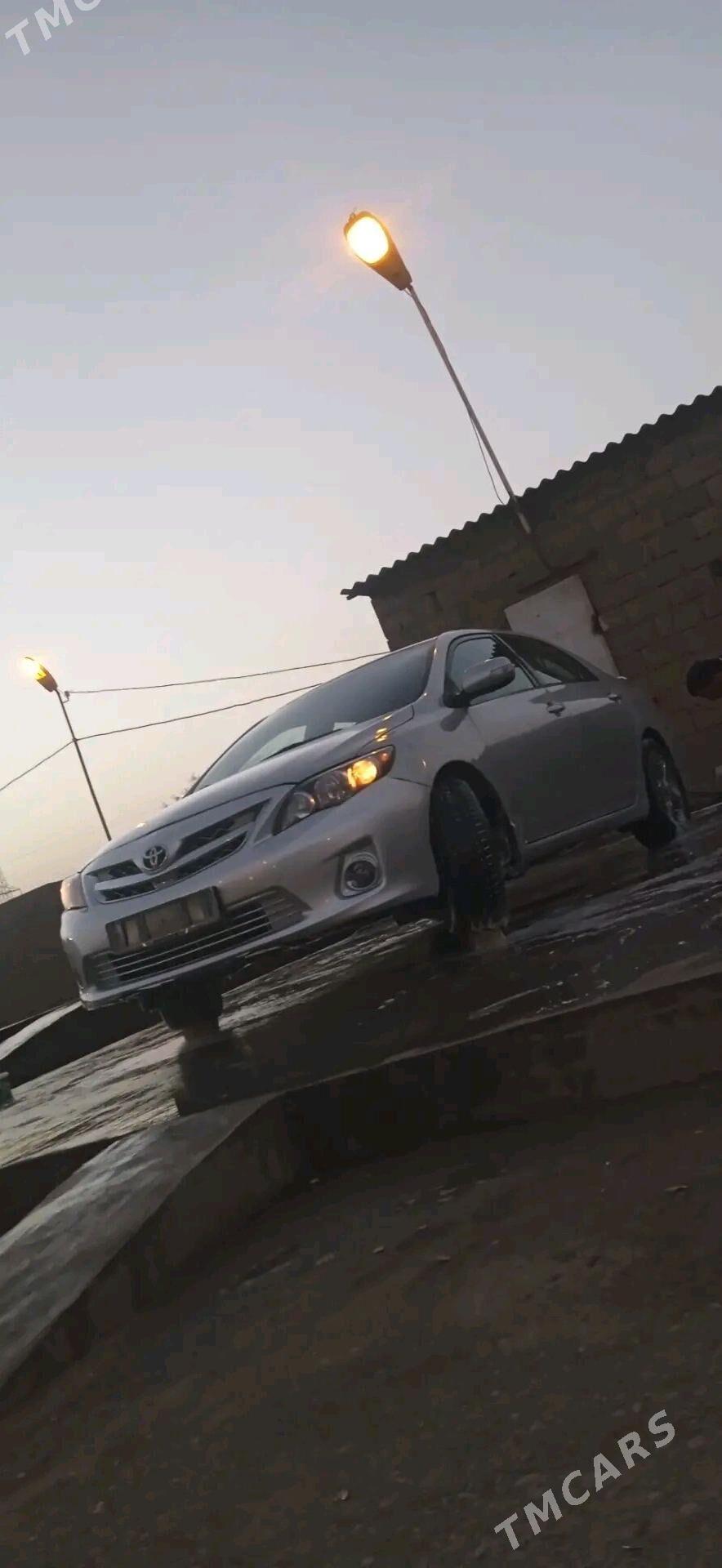 Toyota Corolla 2011 - 140 000 TMT - Теджен - img 2