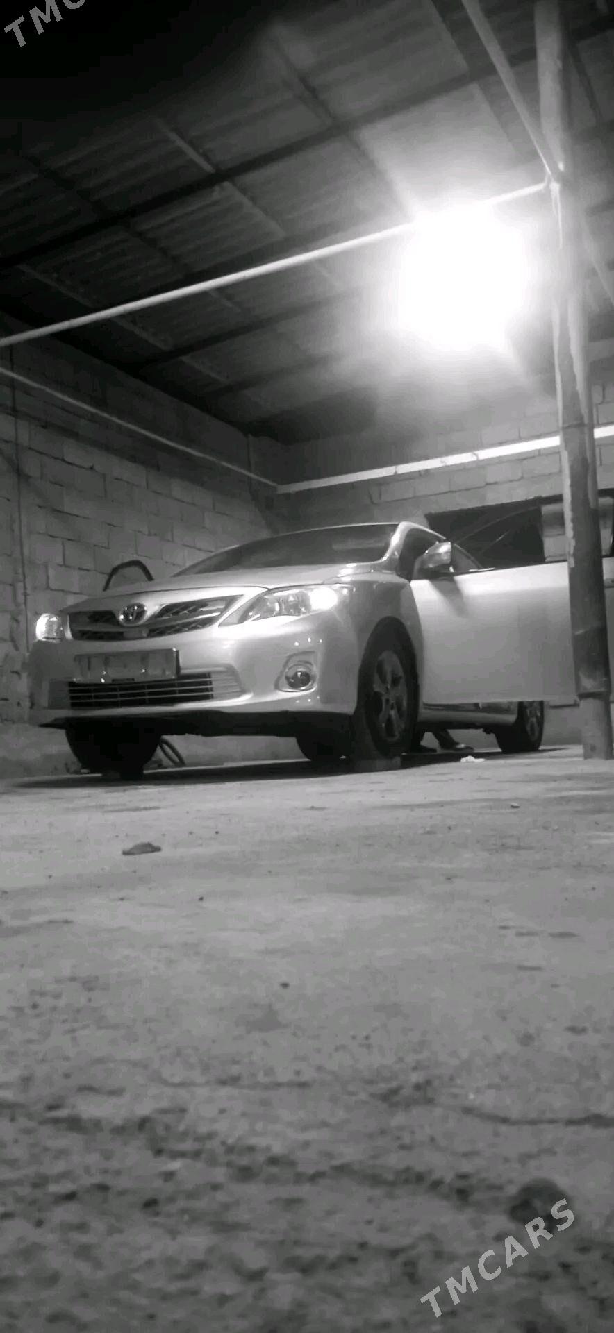 Toyota Corolla 2011 - 140 000 TMT - Теджен - img 3