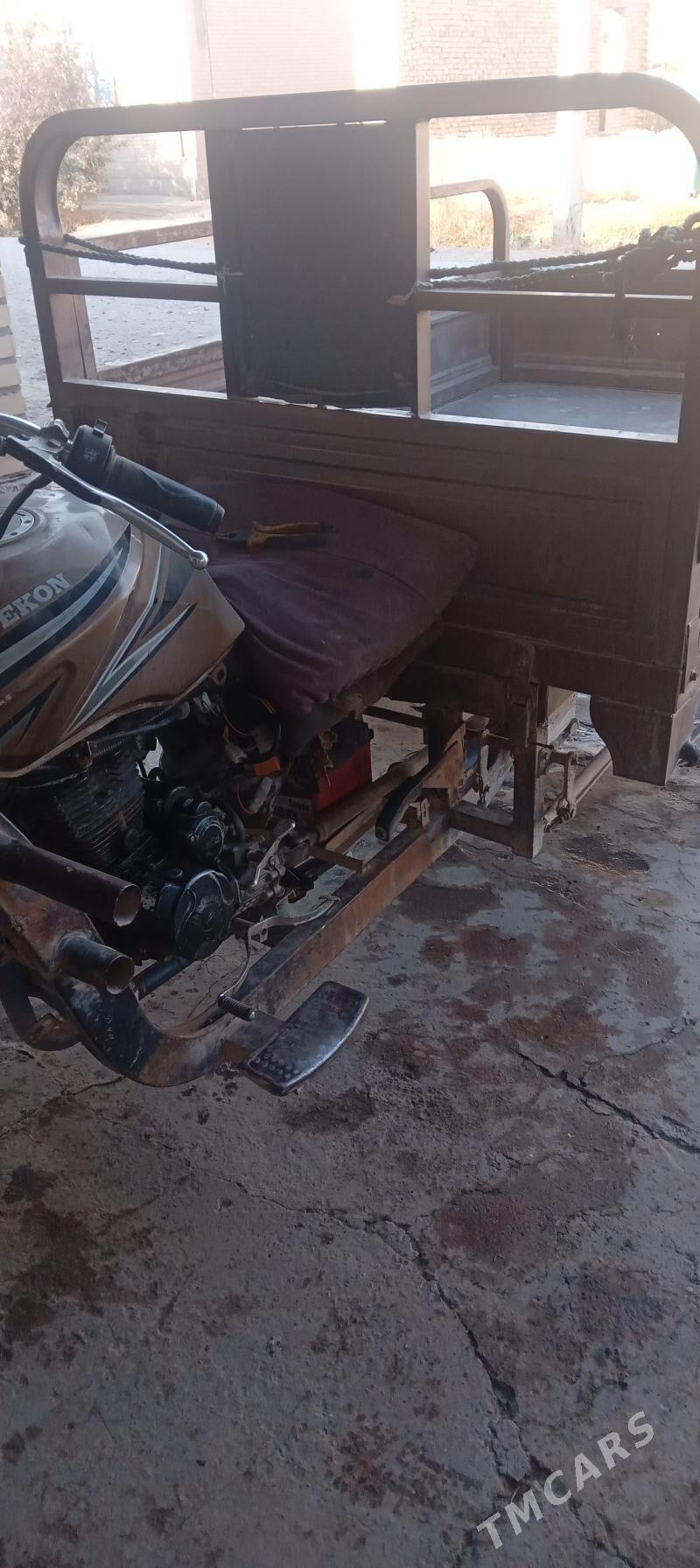 Fekon FK200-14G 2015 - 15 000 TMT - Сакар - img 4