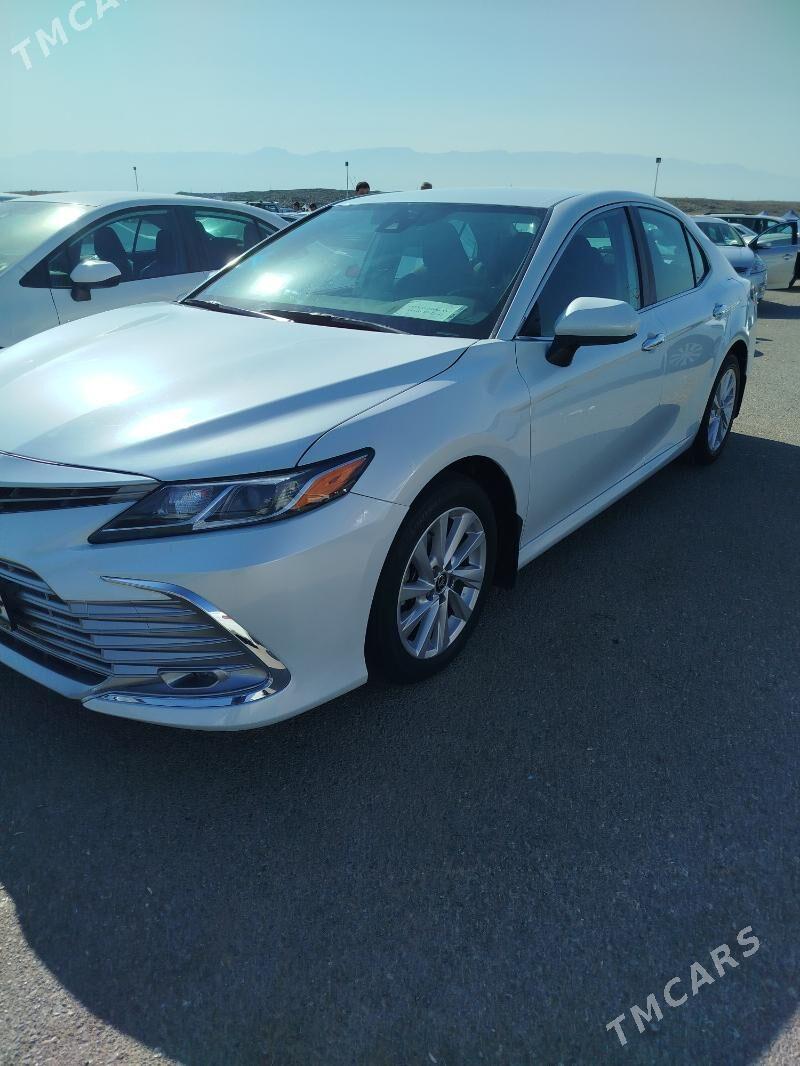 Toyota Camry 2022 - 325 000 TMT - 30 мкр - img 2