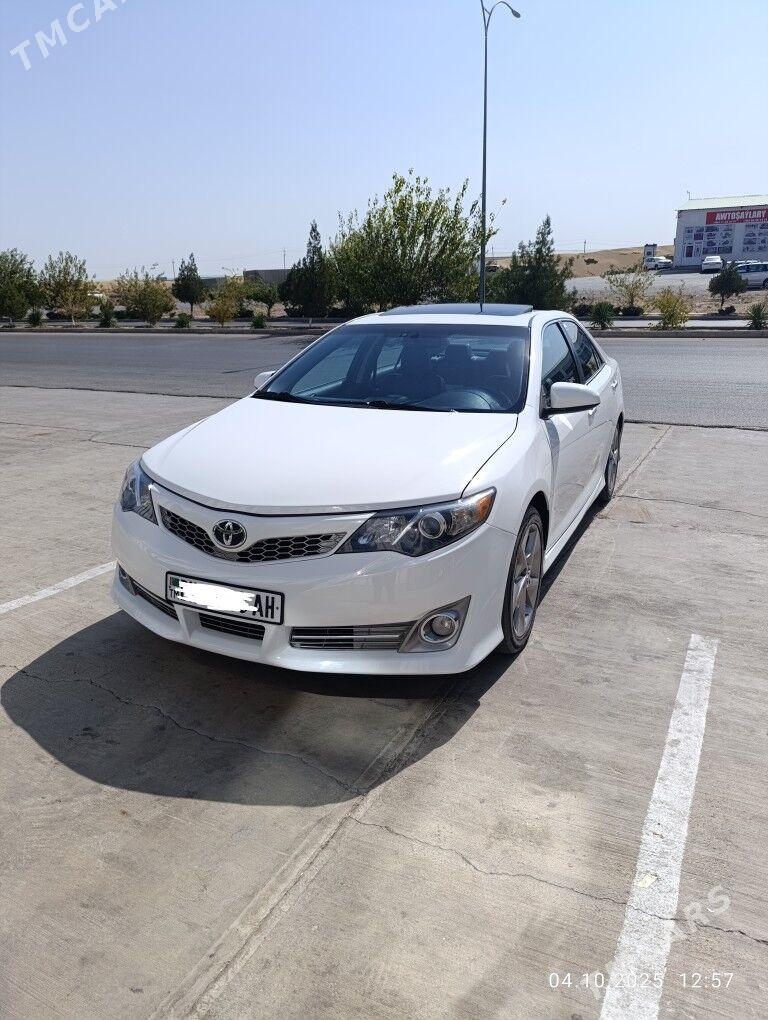 Toyota Camry 2012 - 275 000 TMT - Анев - img 1