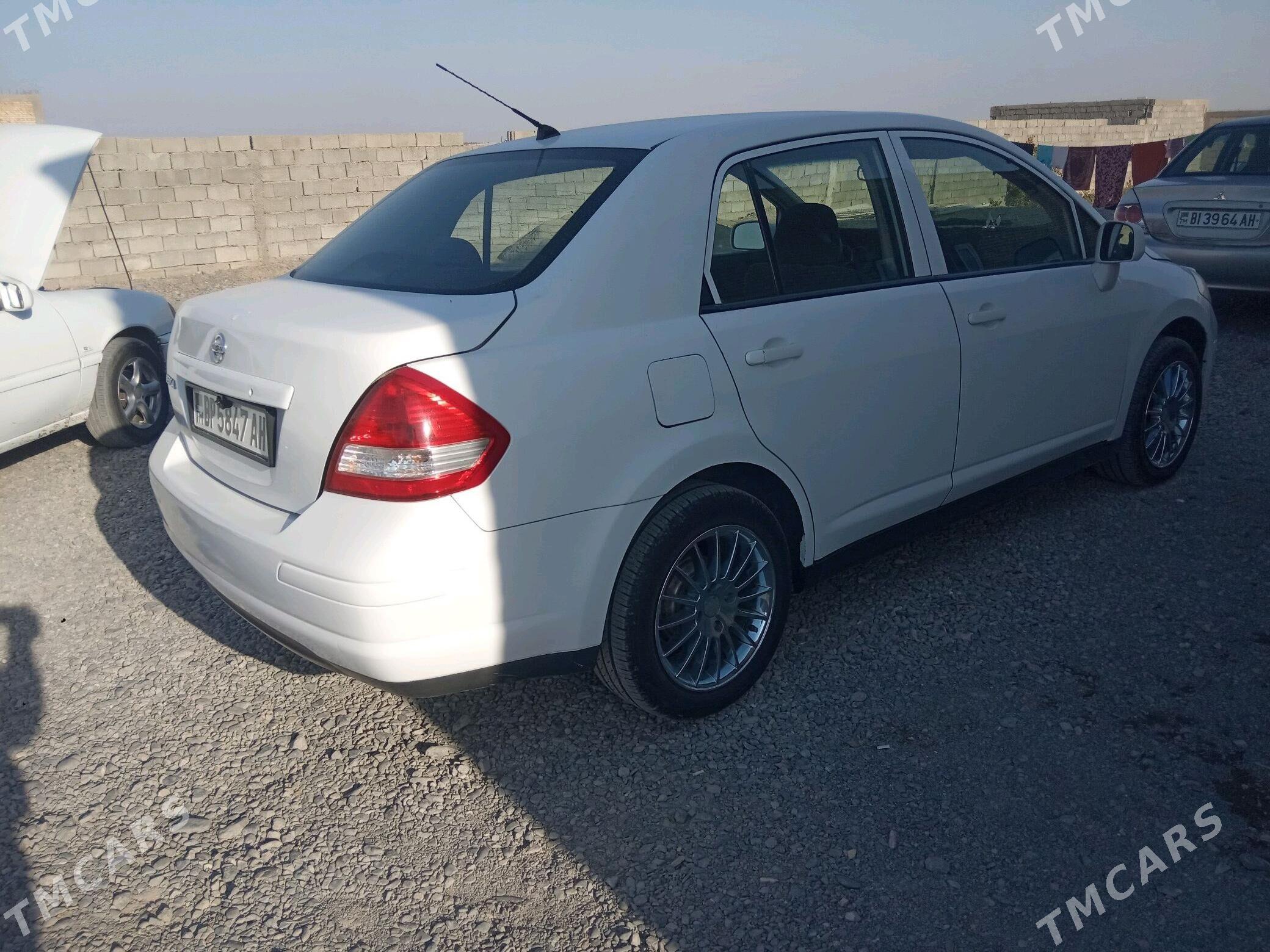 Nissan Versa 2008 - 120 000 TMT - Гёкдепе - img 2