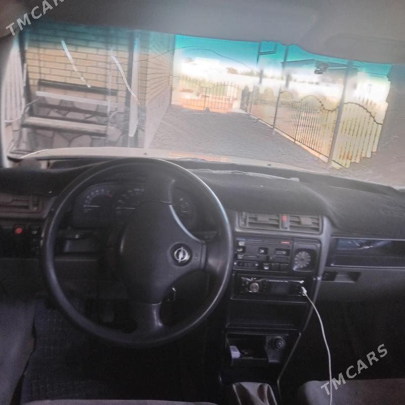 Opel Vectra 1991 - 35 000 TMT - Мары - img 5