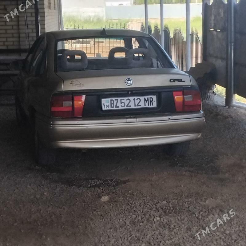 Opel Vectra 1991 - 35 000 TMT - Мары - img 4