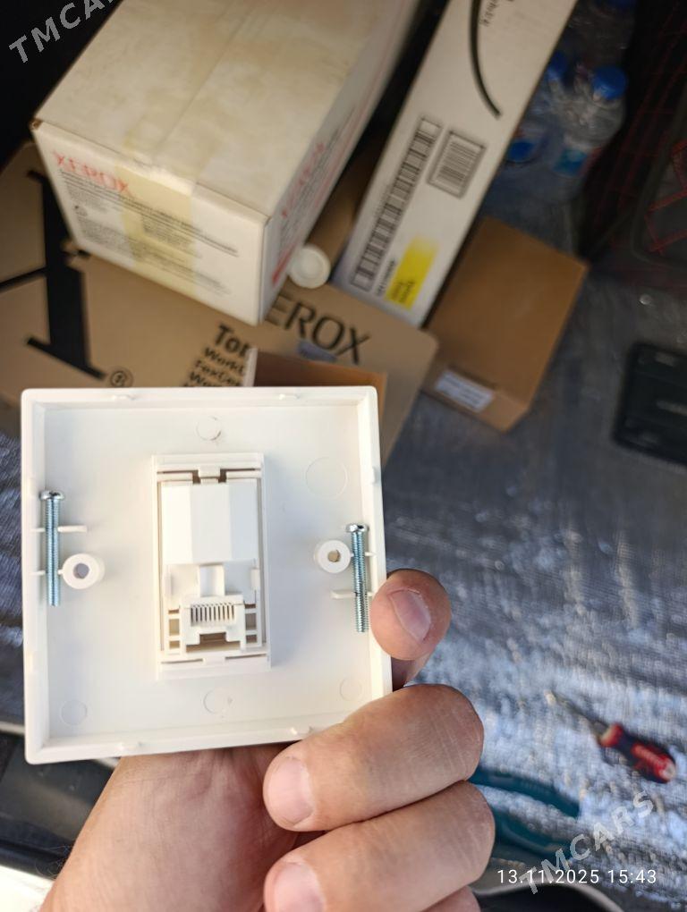 Cat 5 razetka - 30 mkr - img 3