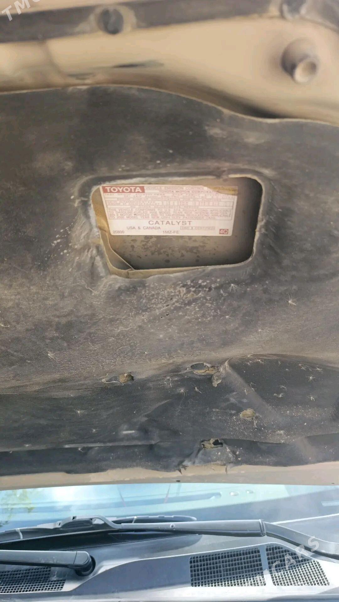 Toyota Camry 2005 - 235 000 TMT - Köneürgenç - img 9