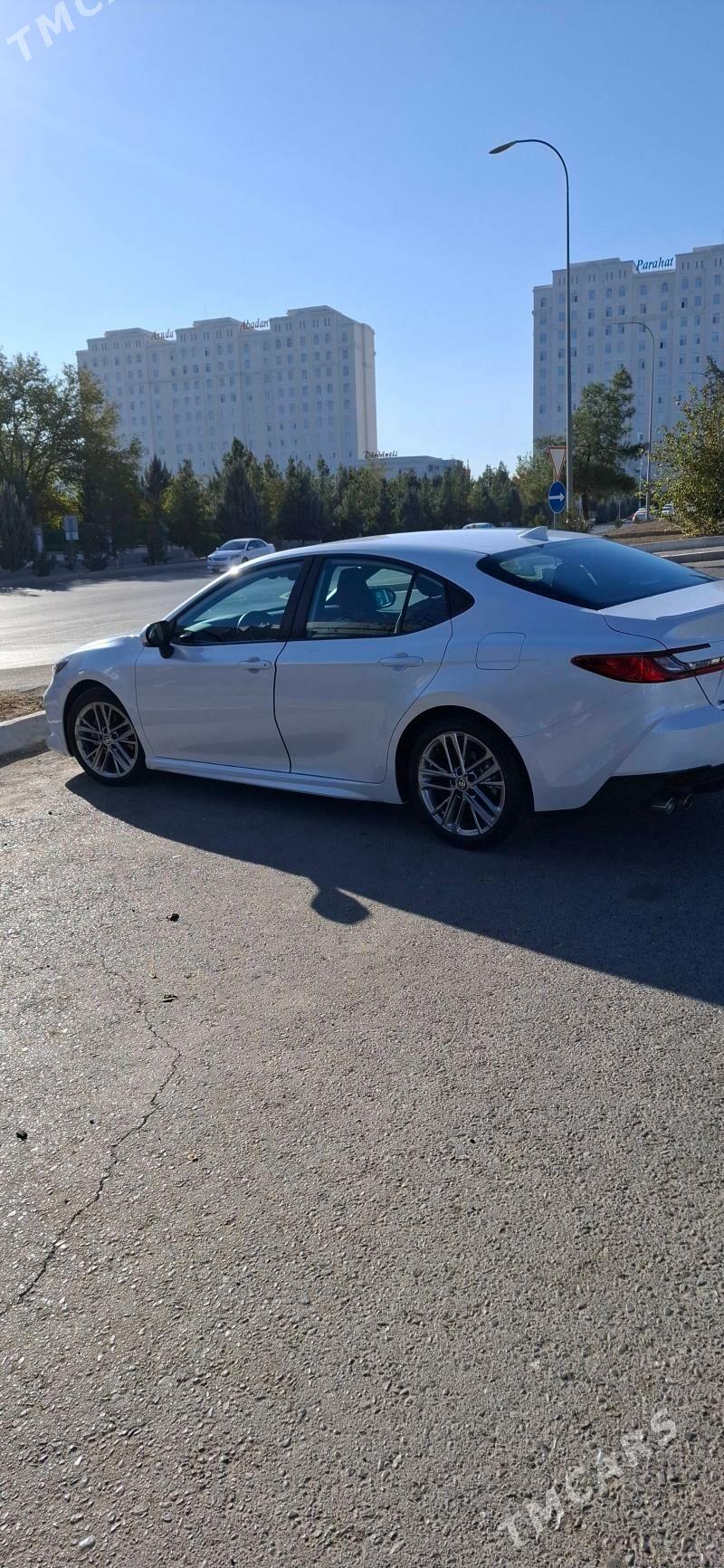 Toyota Camry 2025 - 435 000 TMT - 1 mkr - img 3