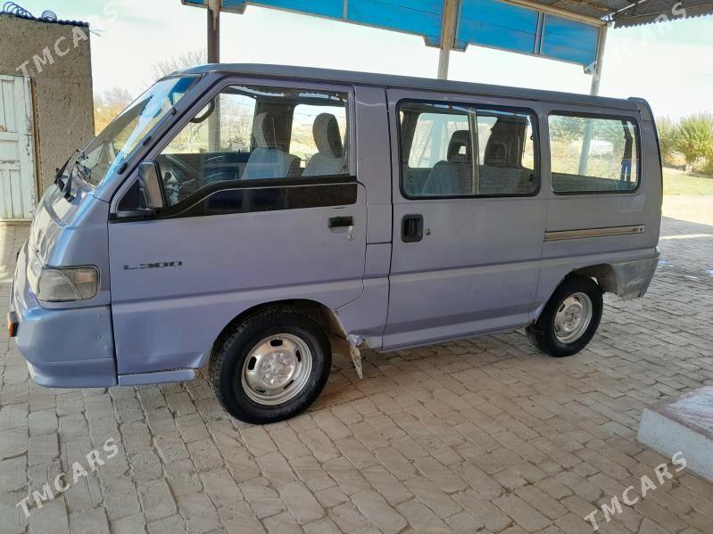 Toyota Hiace 1993 - 40 000 TMT - Туркменгала - img 5
