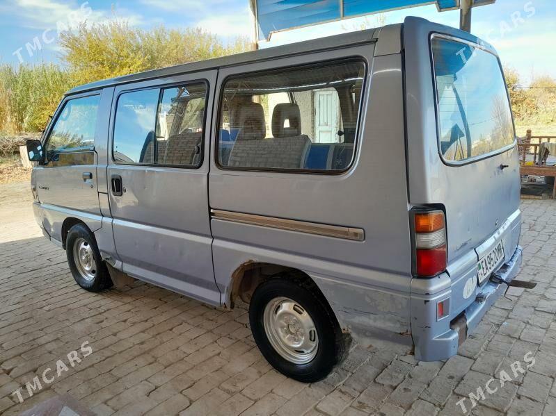 Toyota Hiace 1993 - 40 000 TMT - Туркменгала - img 4