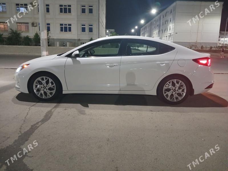 Hyundai Elantra 2020 - 210 000 TMT - Бузмеин - img 8