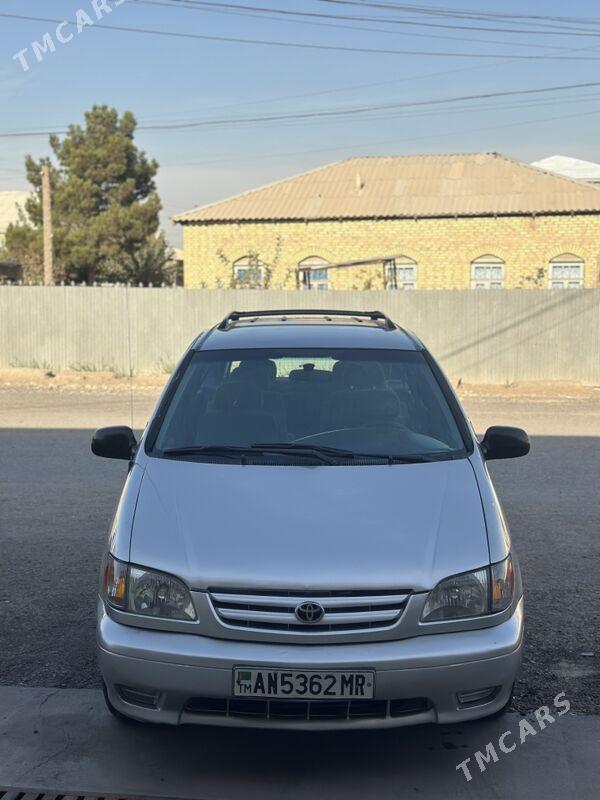 Toyota Sienna 2001 - 175 000 TMT - Мары - img 1