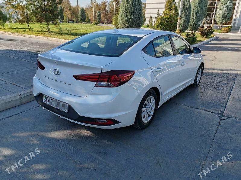 Hyundai Elantra 2020 - 205 000 TMT - Мары - img 4