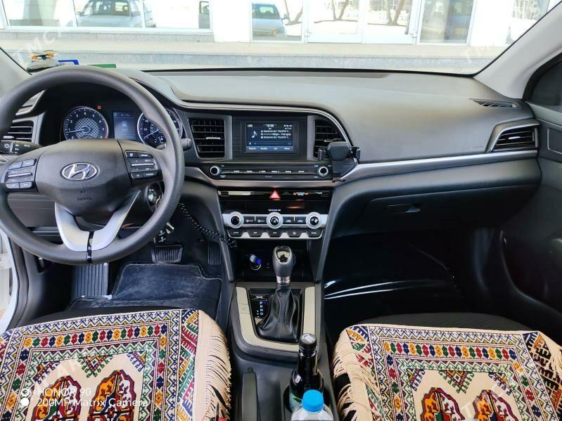 Hyundai Elantra 2020 - 205 000 TMT - Мары - img 7