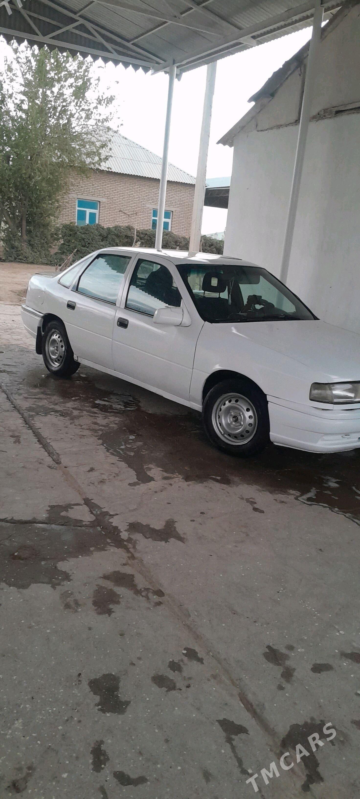 Opel Vectra 1990 - 28 000 TMT - Бабадайхан - img 2