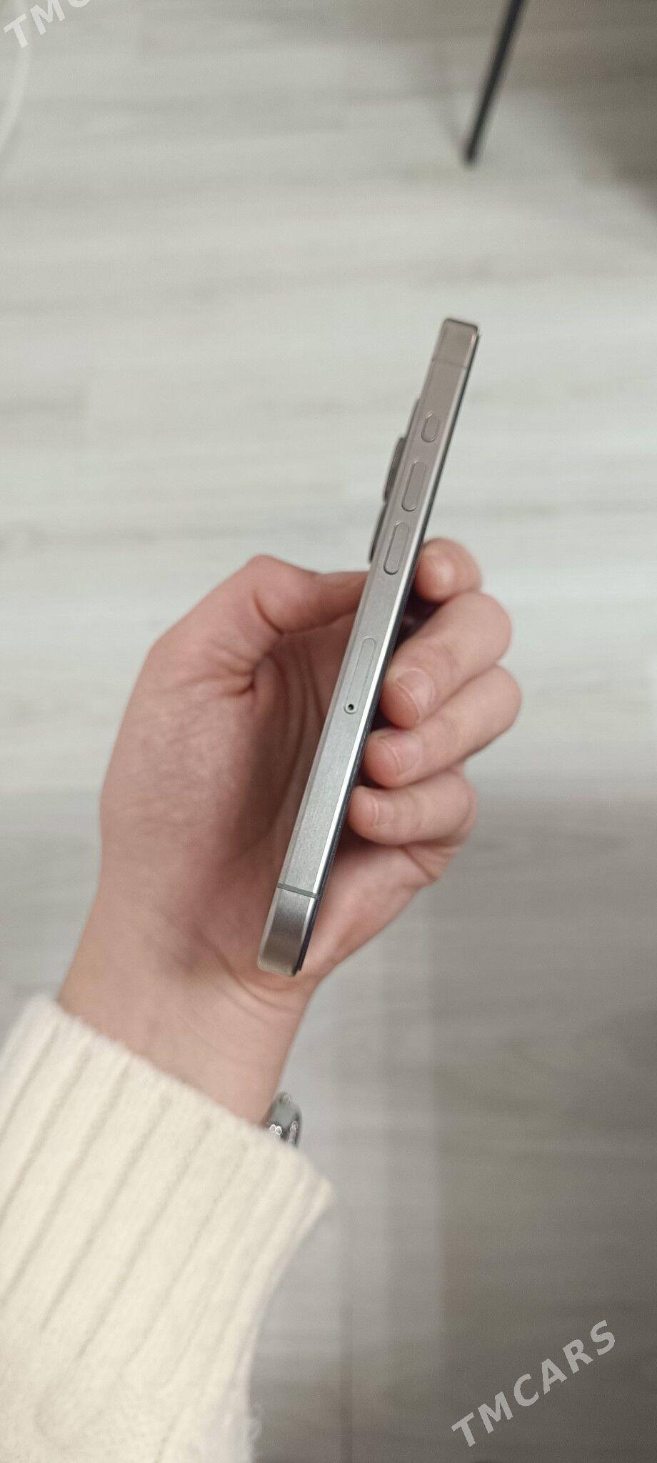 iphone 15pro - Балканабат - img 3