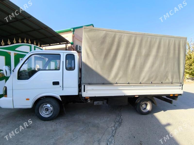 Kia Bongo 2004 - 130 000 TMT - Чоганлы - img 2