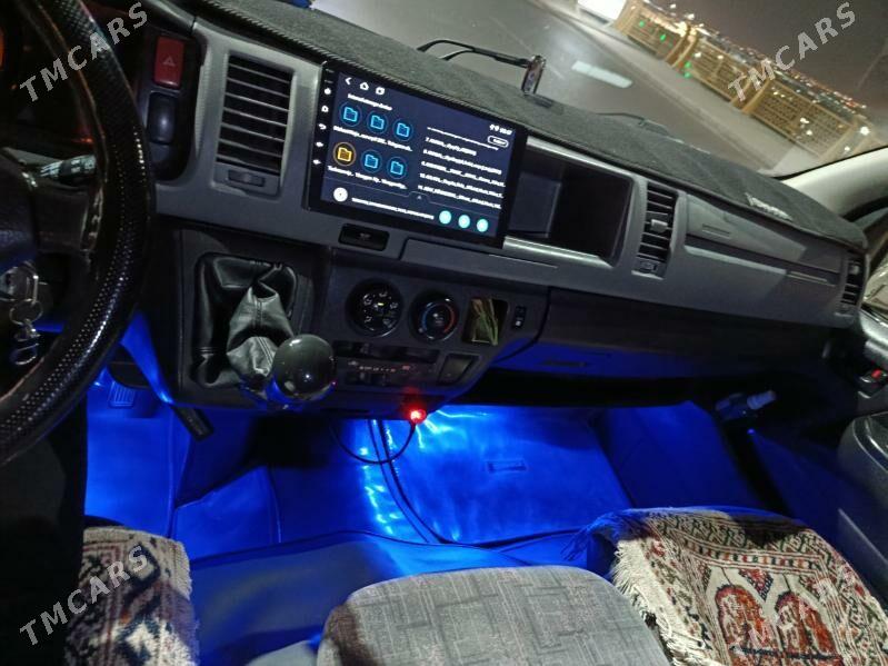 Toyota Hiace 2005 - 325 000 TMT - Бузмеин - img 6