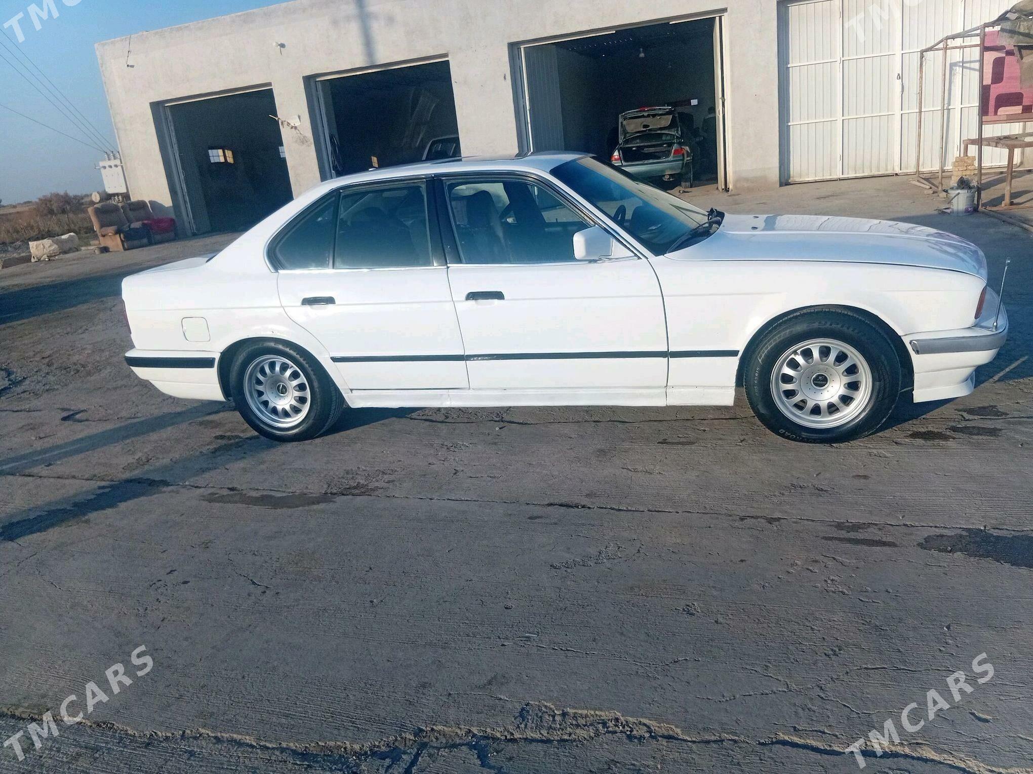 BMW 525 1989 - 56 000 TMT - Ёлётен - img 3