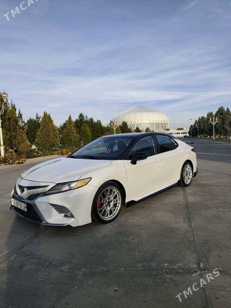 Toyota Camry 2020 - 370 000 TMT - Чарджоу - img 1