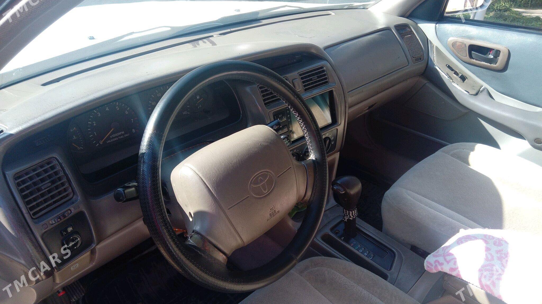 Toyota Avalon 1996 - 95 000 TMT - Бабадайхан - img 4