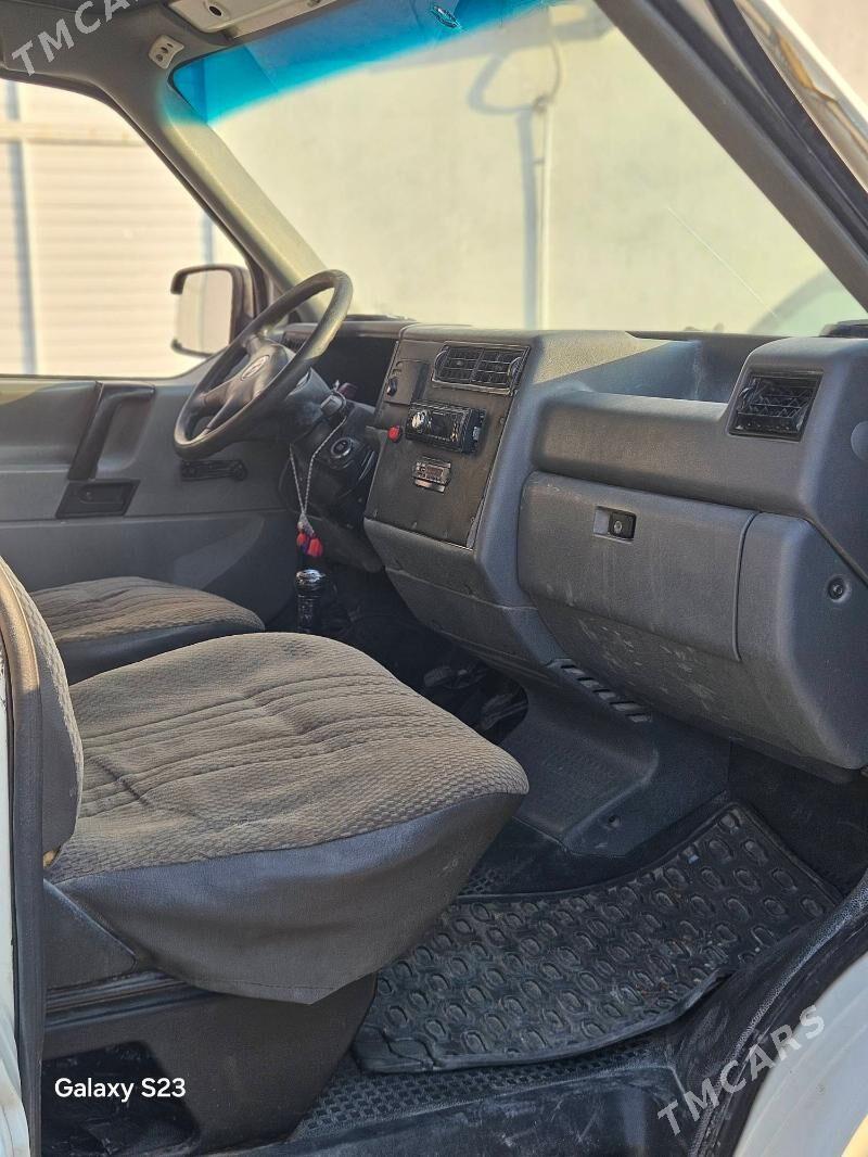 Volkswagen Transporter 1994 - 40 000 TMT - Балканабат - img 4