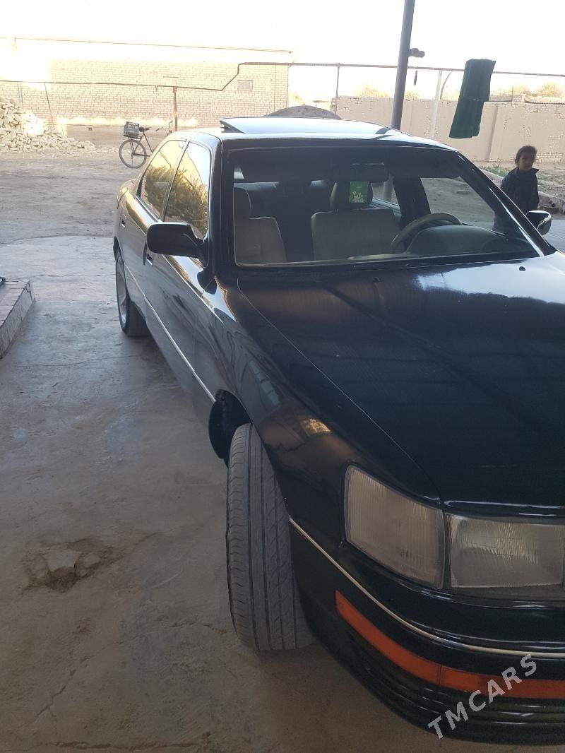 Lexus LS 400 1993 - 45 000 TMT - Мургап - img 3