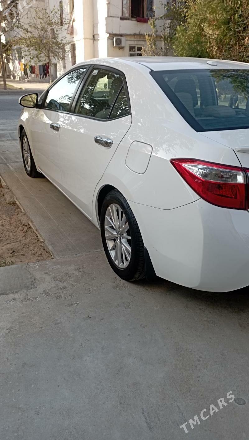 Toyota Corolla 2014 - 205 000 TMT - 30 мкр - img 5