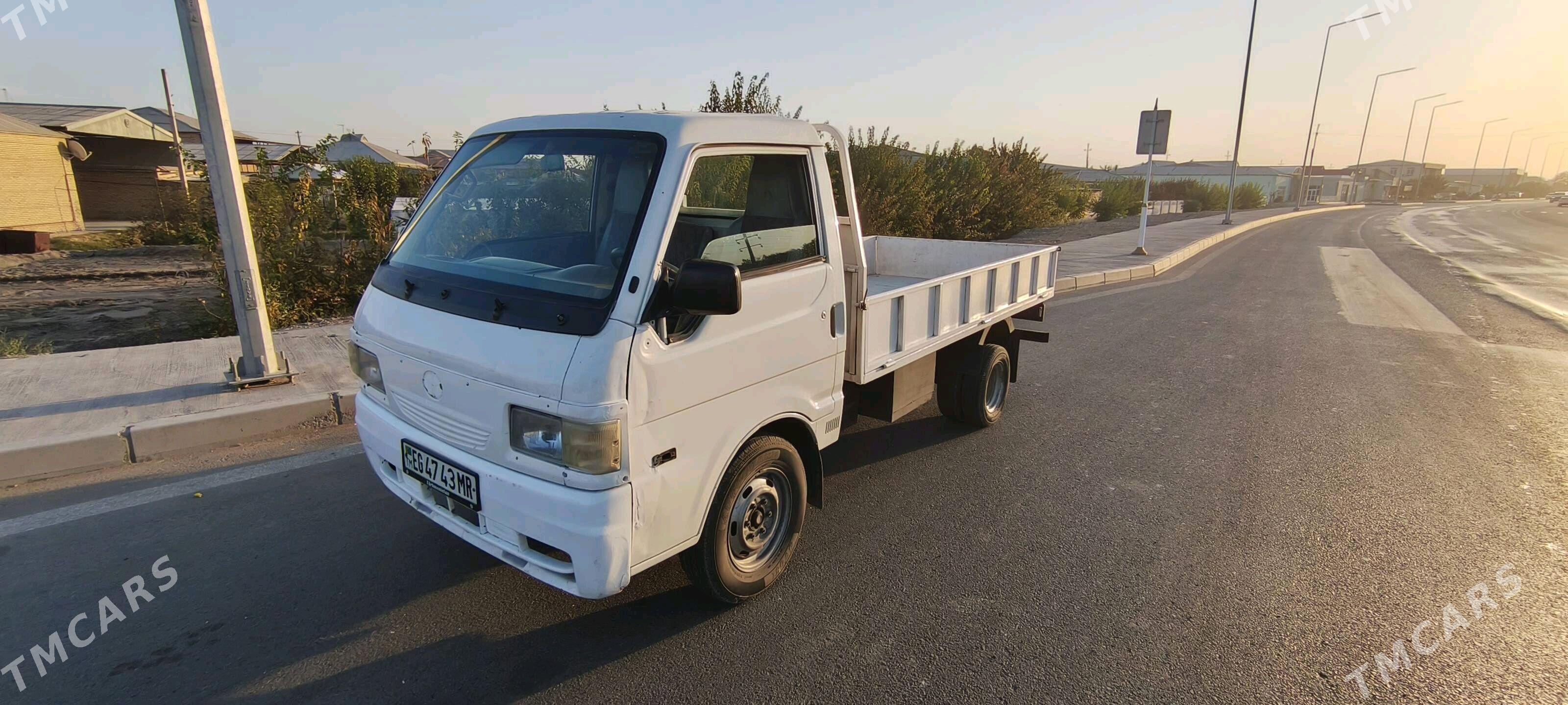 Kia Bongo 2001 - 78 000 TMT - Мары - img 2