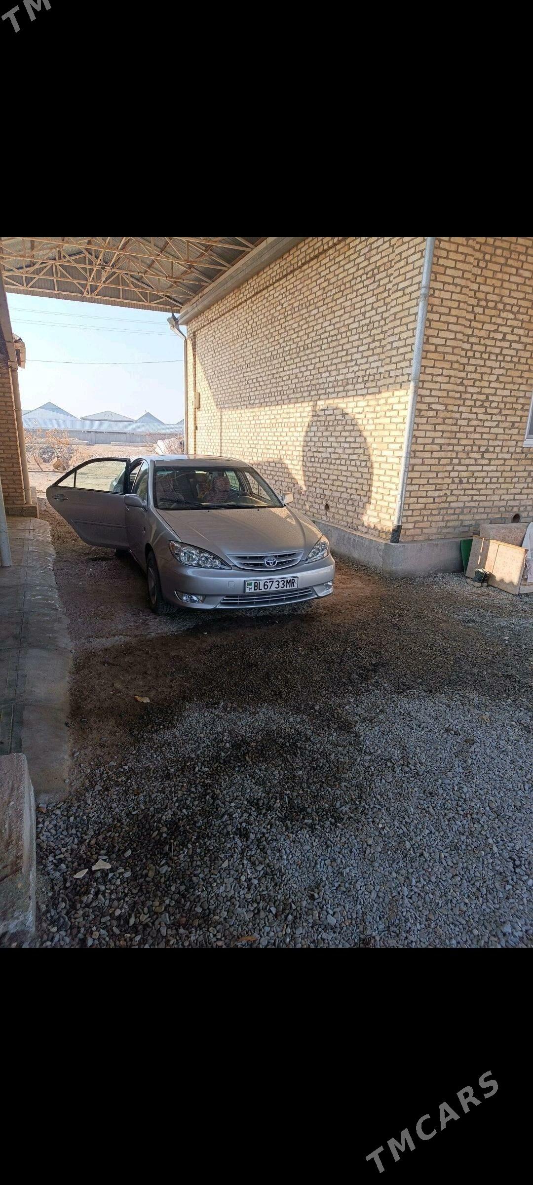 Toyota Camry 2004 - 170 000 TMT - Векильбазар - img 2