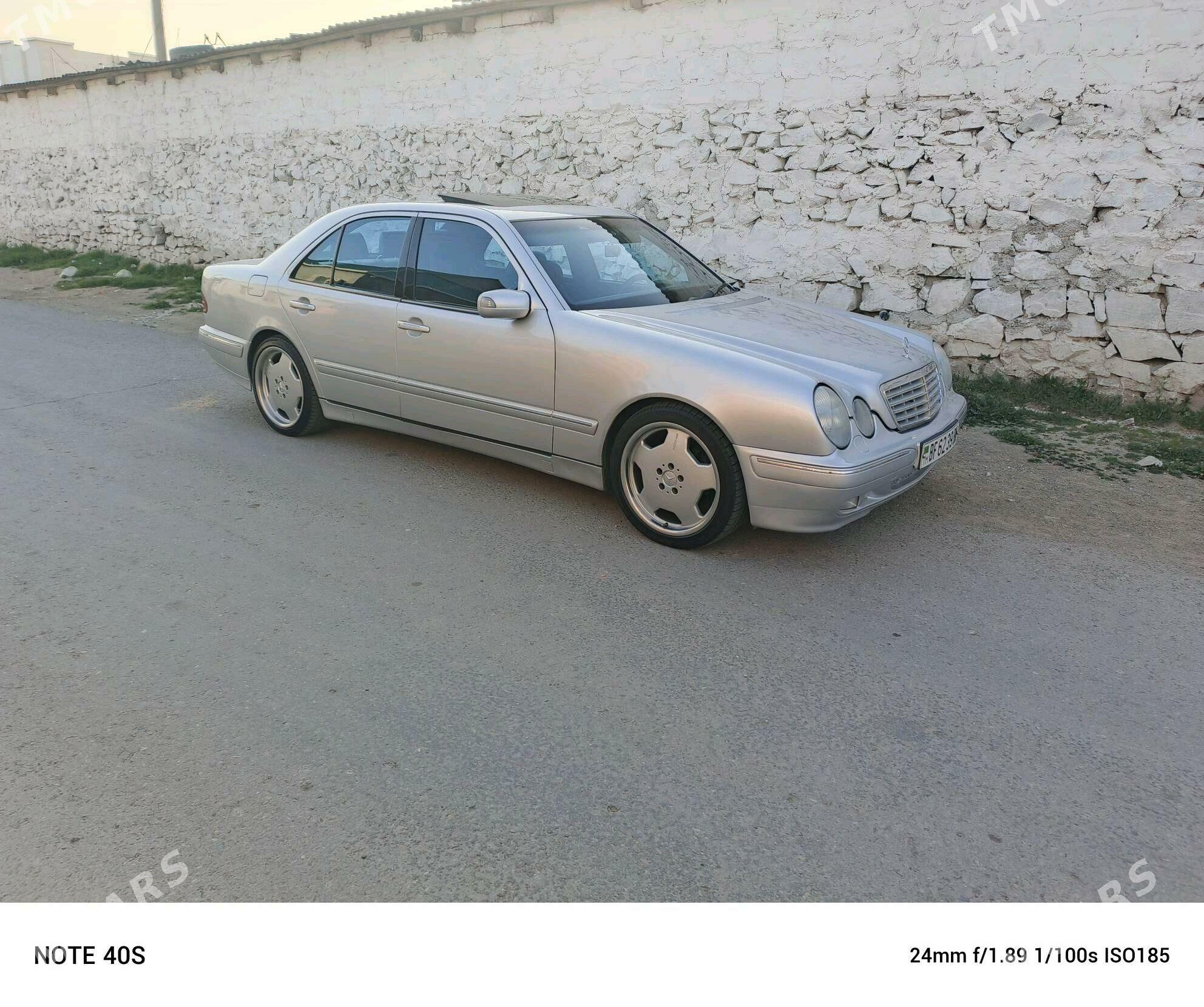 Mercedes-Benz E320 2002 - 165 000 TMT - Türkmenbaşy - img 5
