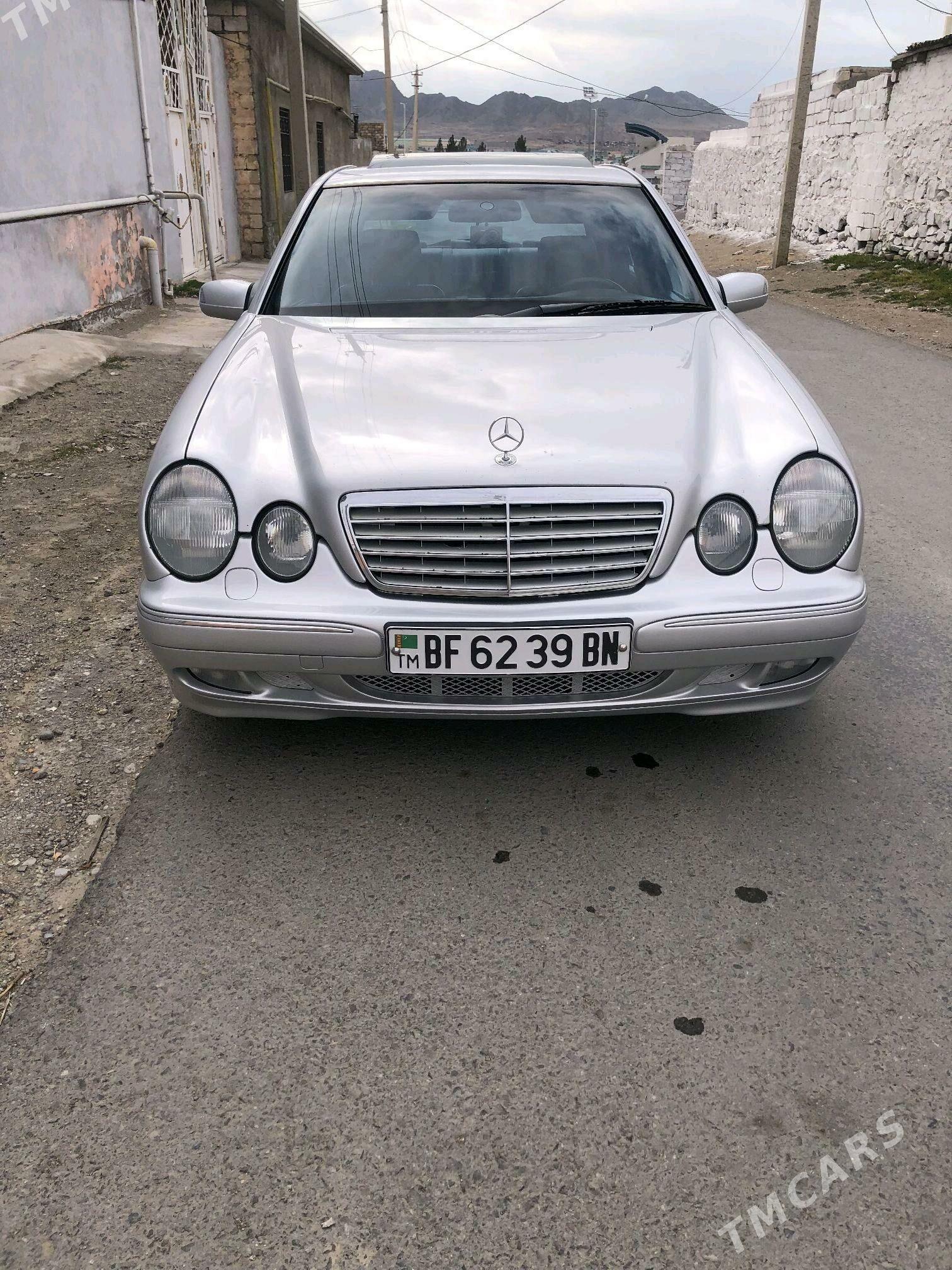 Mercedes-Benz E320 2002 - 165 000 TMT - Türkmenbaşy - img 3
