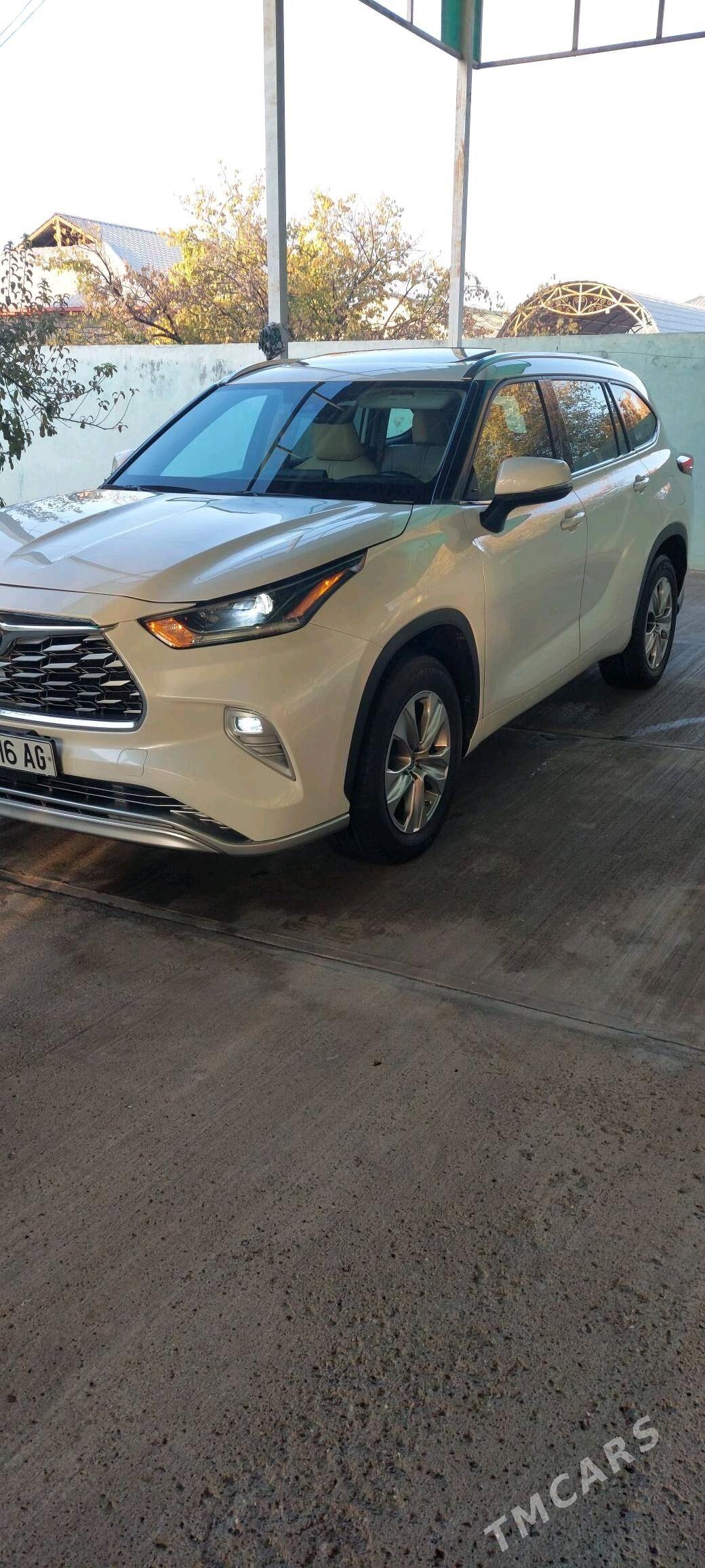 Toyota Highlander 2021 - 610 000 TMT - Кипджак - img 3