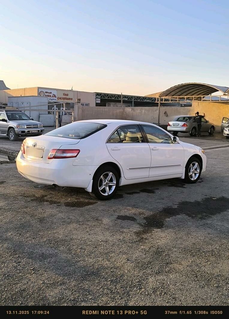 Toyota Camry 2011 - 142 000 TMT - Теджен - img 4