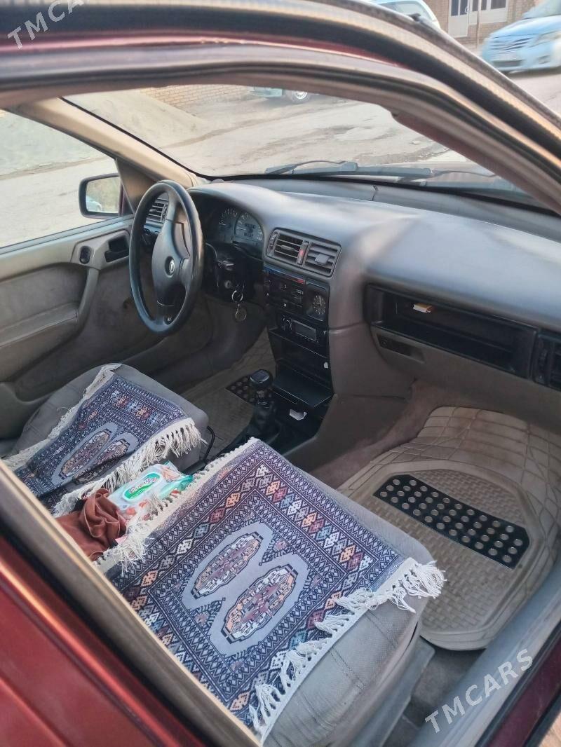 Opel Vectra 1992 - 36 000 TMT - Халач - img 2