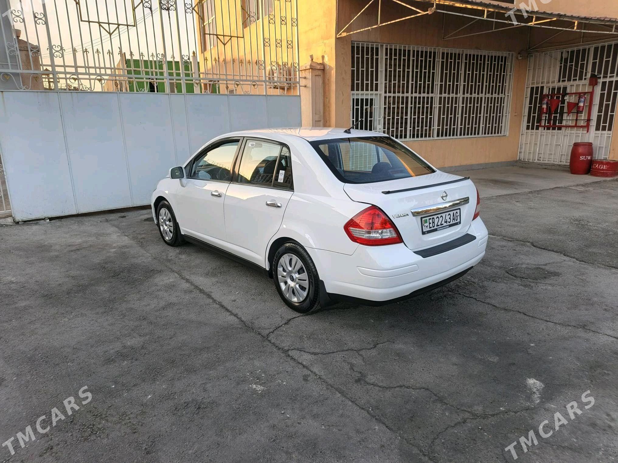 Nissan Versa 2010 - 133 000 TMT - Ашхабад - img 3