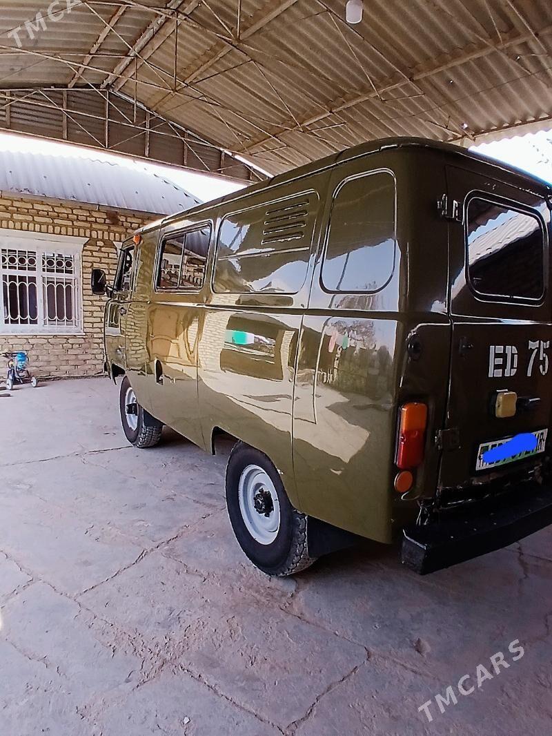 UAZ 2206 2001 - 70 000 TMT - Мары - img 3